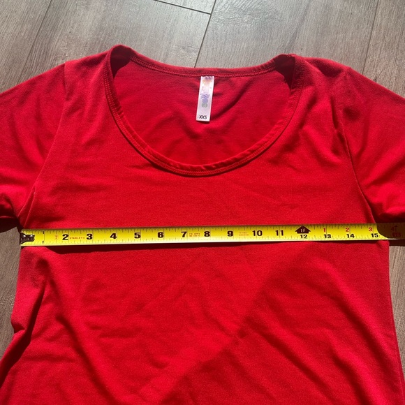 Lularoe Tunic T-shirt - Picture 5 of 7